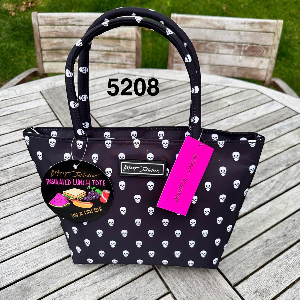 Betsey Johnson White Skull Insulated Lunch Tote Satchel Black White TBJ-0464 NEW